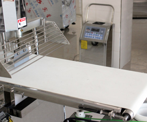 琼中AORODO牌移动臭氧发生器